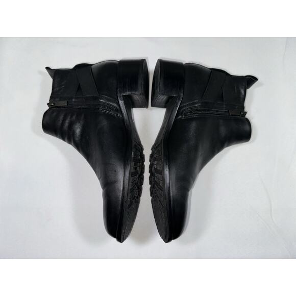 Aquatalia Orva Black Leather Ankle Boots Booties 8.5 Elastic Band Side Zip $450 - Picture 8 of 12